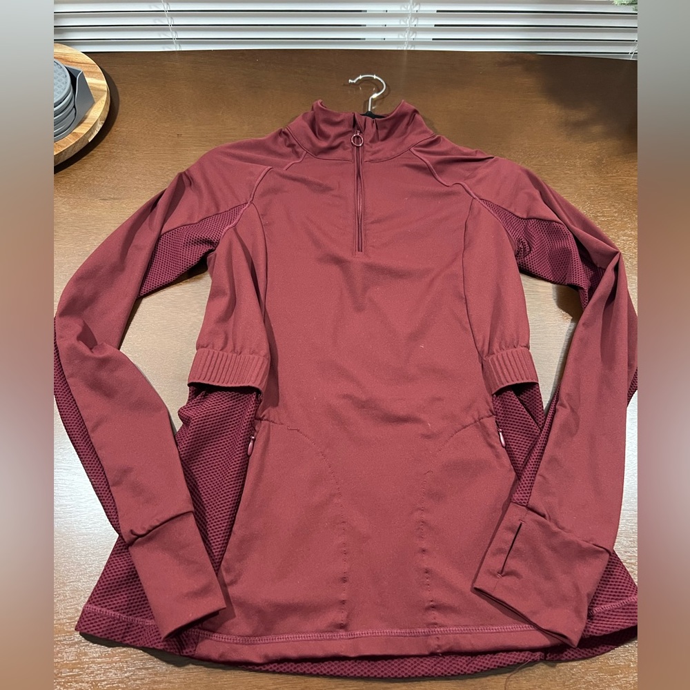 Fabletics Performance Long Sleeve Top - Picture 2 of 6